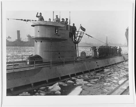 Nh 71374 German Type Ix Submarine