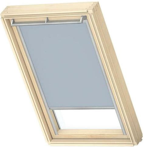 Velux Roleta Zaciemniająca Do Okna Dachowego 78X118 Cm Błękitna Z