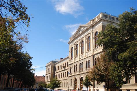 Universitatea Din Re I A Fuzioneaz Cu Universitatea Babe Bolyai Din Cluj Napoca Stirile Cs