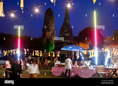 Wat Phra Ram Old Buddhist Tempel In The Ancient City Of Ayutthaya