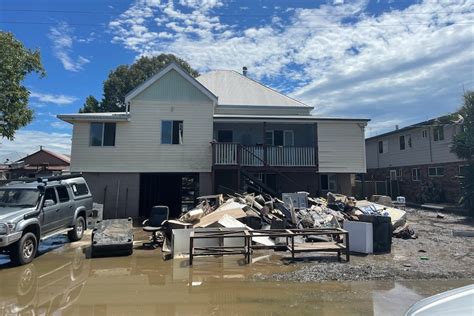 Satellite images show NSW floods transform Woodburn in Northern Rivers ...