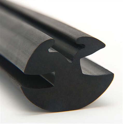 Solid EPDM Rubber Seal Strip Glass For Glazing Channel And Locking