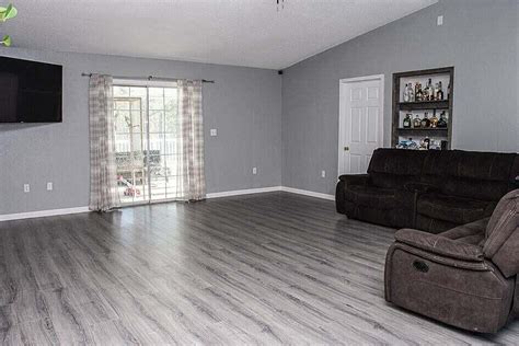 233 Grand Prix Dr Crestview Fl 32536 Zillow