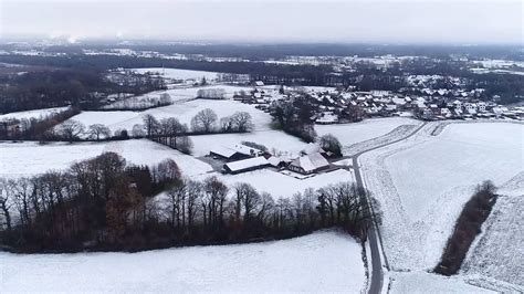 In Beeld Flinke Sneeuwval In Grote Delen Van Nederland Binnenland