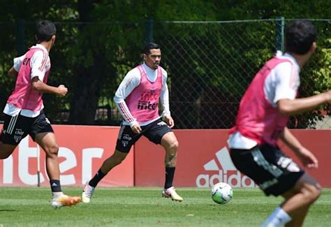 Mudan As Confira A Prov Vel Escala O Do Spfc Para Enfrentar O