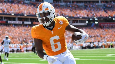 What Is Going On With Tennessee Vols RB Dylan Sampson