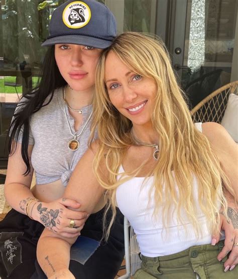 Noah Cyrus Loves Her Mom