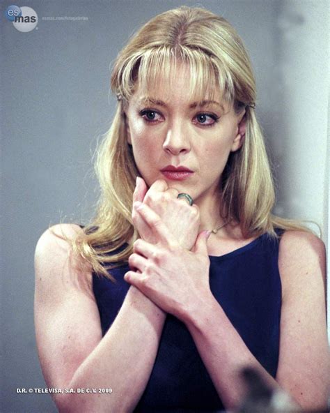 Pictures of Edith González