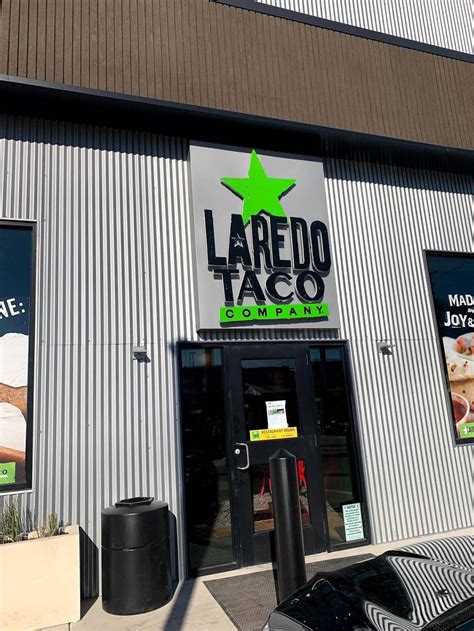 Laredo Taco Company 1805 Sylvan Ave Dallas Tx 75208 Usa