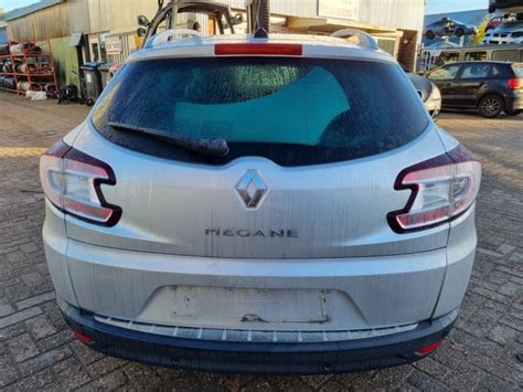 Renault Megane Iii Grandtour V Tce Pave Gris