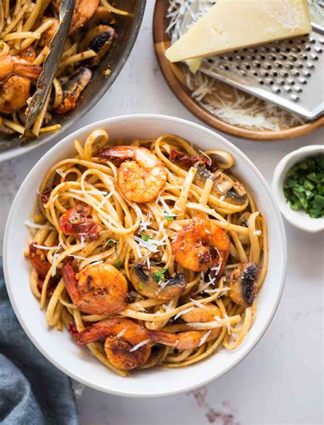 Mushroom Garlic Shrimp Pasta The Flavours Of Kitchen