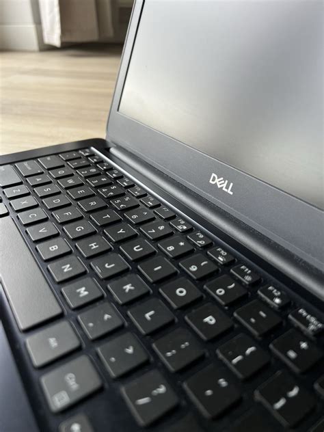 Laptop Dell Inspiron Intel Core I Gb Gb Srebrny Pozna