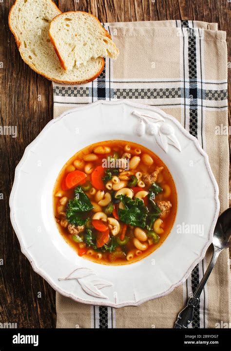 Italian vegetable pasta soup Stock Photo - Alamy