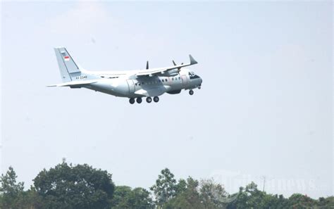 PTDI Lepas Ferry Flight Pesawat CN235 220 MPA Ke Senegal Foto 8