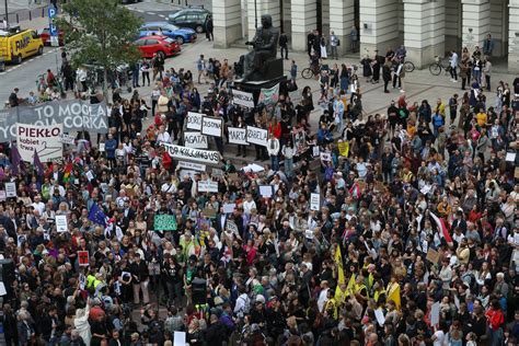 Ani Jednej Wi Cej Protesty Strajku Kobiet W Ca Ym Kraju Zdj Cia