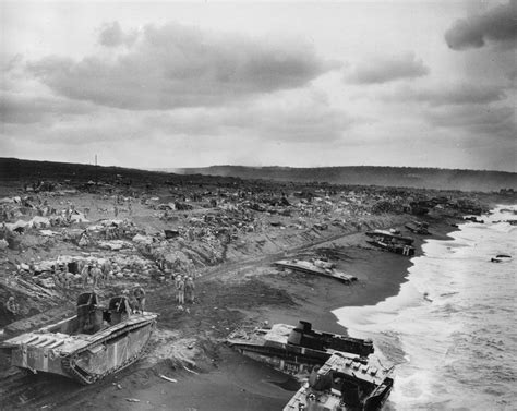 Battle Of Iwo Jima 70th Anniversary Of Iwo Jima Landing Pictures Cbs News