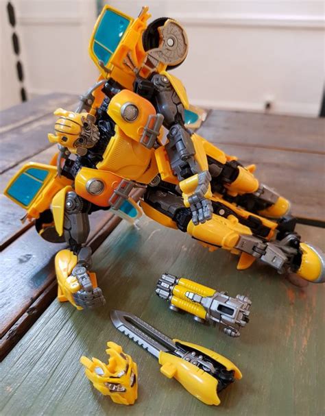 First Looks Transformers Masterpiece Movie Series Bumblebee MPM 7