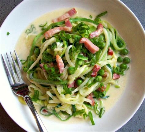 Spaghettis De Courgettes Aux Lardons Et Petits Pois Un Cureuil Dans