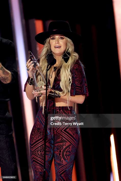 Lainey Wilson accepts the Female Vocalist of the Year award onstage ...