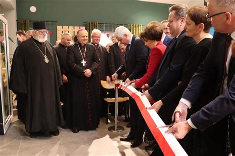 Uroczyste Otwarcie Centrum Opieku Czo Mieszkalnego W Putkowicach