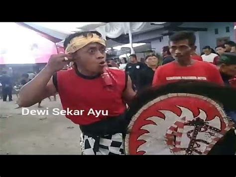 Pengembalian Indang Klasik Ebeg Putra Giri Tumpeng Jaya Youtube