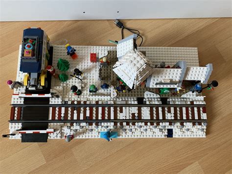 Lego MILS own build winter station