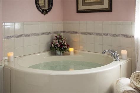 Pennsylvania Hotels With Hot Tub Whirlpool Or JACUZZI In Room