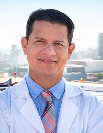 Dr Ricardo Lucio Gil Hospitales Angeles