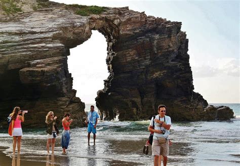 Reservar Para Ver La Playa De Las Catedrales Playa Catedrales