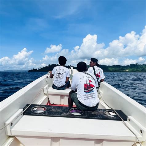 Liveaboard Diving In Raja Ampat With La Galigo The Scuba Mermaid