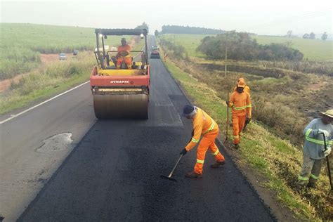 Governo executa reparos em 35 quilômetros da rodovia entre Cianorte e