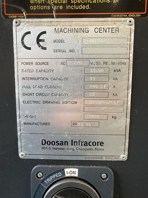 Used Doosan Dnm Cnc Vertical Machining Center