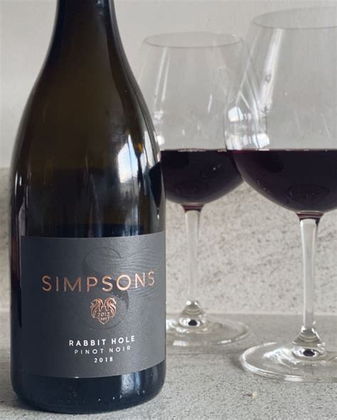 Simpsons Rabbit Hole Pinot Noir