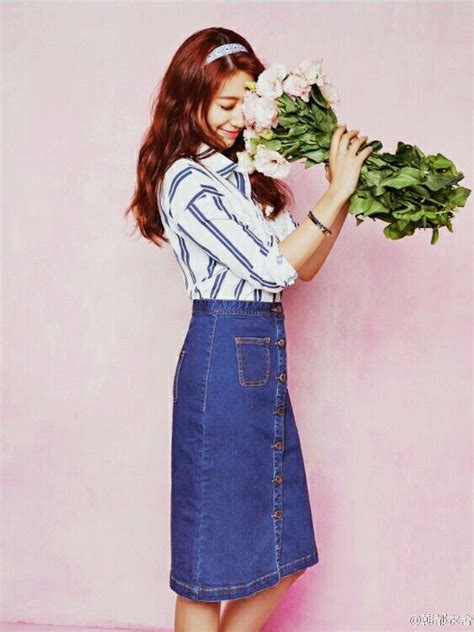 Park Shin Hye Fashion Denim Skirt Ideas