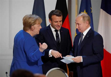 Poutine Macron Et Merkel R Affirment Leur Attachement Au Format