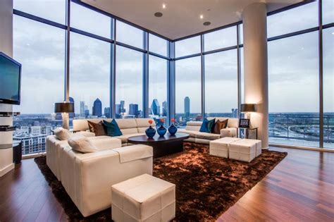 Tour A Posh Penthouse In Dallas Hgtv S Ultimate House Hunt