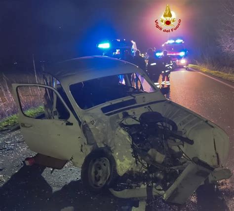 Incidente Tra Due Auto A Reggiolo Grave Un Uomo Di Anni Reggionline