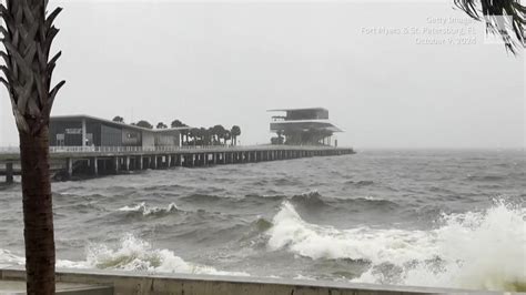 Red Tide Looms Off Florida West Coast - Videos from The Weather Channel