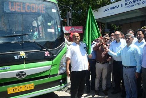 Three Electric Bus Run Between Jammu To Katra From Jammu Tawi Railway Station जम्मू से कटड़ा