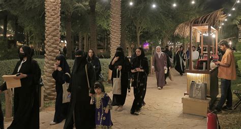 Souq Al Mawsim Showcases Diriyahs Rich Heritage Arab News