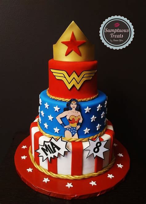 Pin By Zehra Barut On Wonderwoman Wonder Woman Birthday Cake Wonder