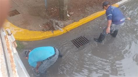 Desazolvan Para Evitar Encharcamientos En Playa Del Carmen Quadratin