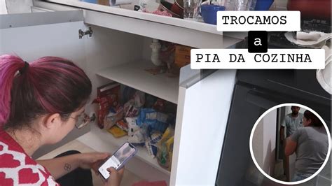 TROCAMOS A PIA DA COZINHA E ORGANIZEI O ARMÁRIO YouTube