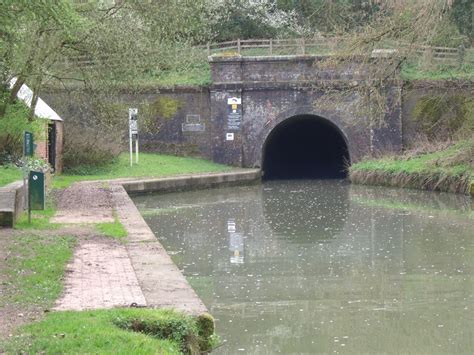 Boatlife: Cruising Aboard NB Valerie: BLISWORTH TUNNEL a canal builders nightmare