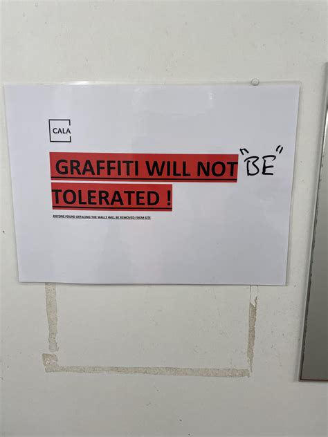 No graffiti sign graffitied to fix grammar : r/Irony