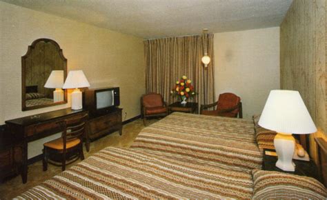 Deadmotelsusa Motel Rooms Of The 1970′s