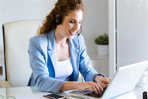 Choosing Bilingual Virtual Assistant Services