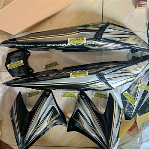 Jual COVER BODY VIXION 2012 PLUS STICKER BODY DAN SAYAP COVER TENGKI