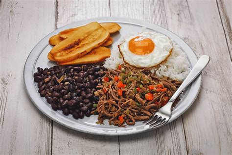 Venezuelan Food 15 Dishes To Try In Venezuela With Recipes