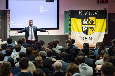 Thierry Baudet Op Het Hoofd Geslagen Net Voor Omstreden Lezing In UGent